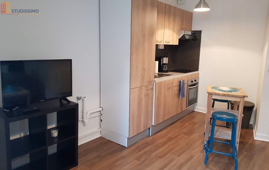 Studio 20m² Millau centre - Meublé, lumineux - Photo 1