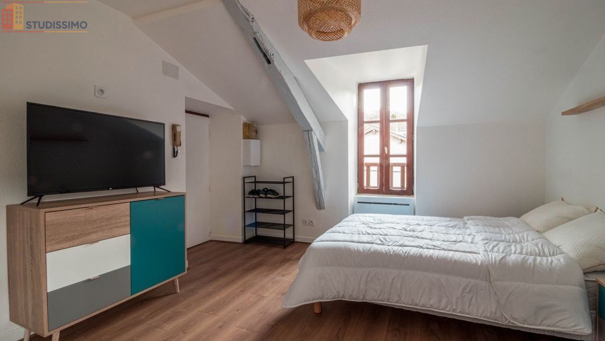 Studio à Villefranche-de-Rouergue