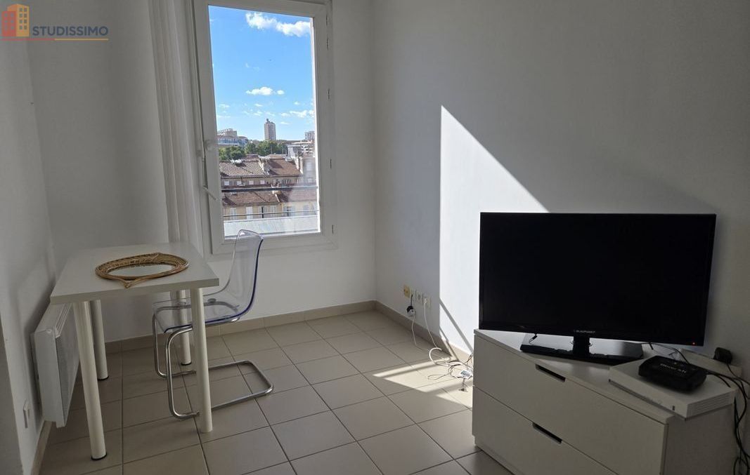 Studio meublé 62m² Marseille 10e - Étage élevé, DPE C - Photo 1