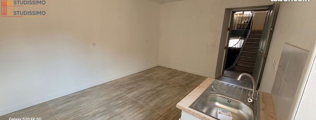 Studio 18m² Châteaurenard - - Photo 2