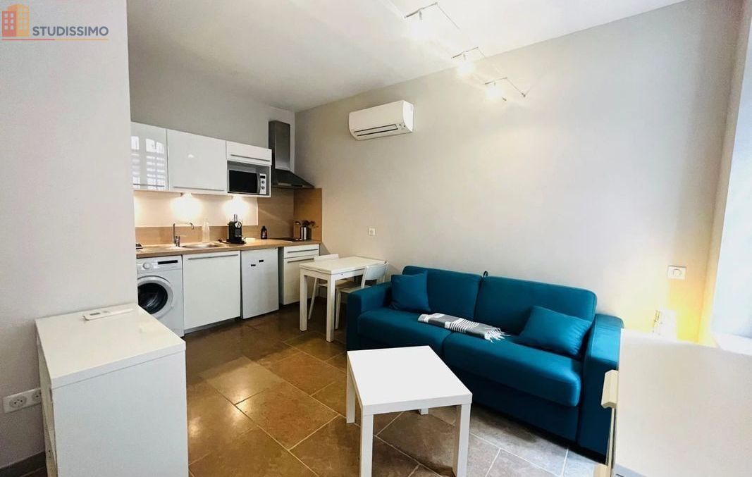 Studio meublé 18m² Arles centre - Meublé, proche commodités - Photo 8