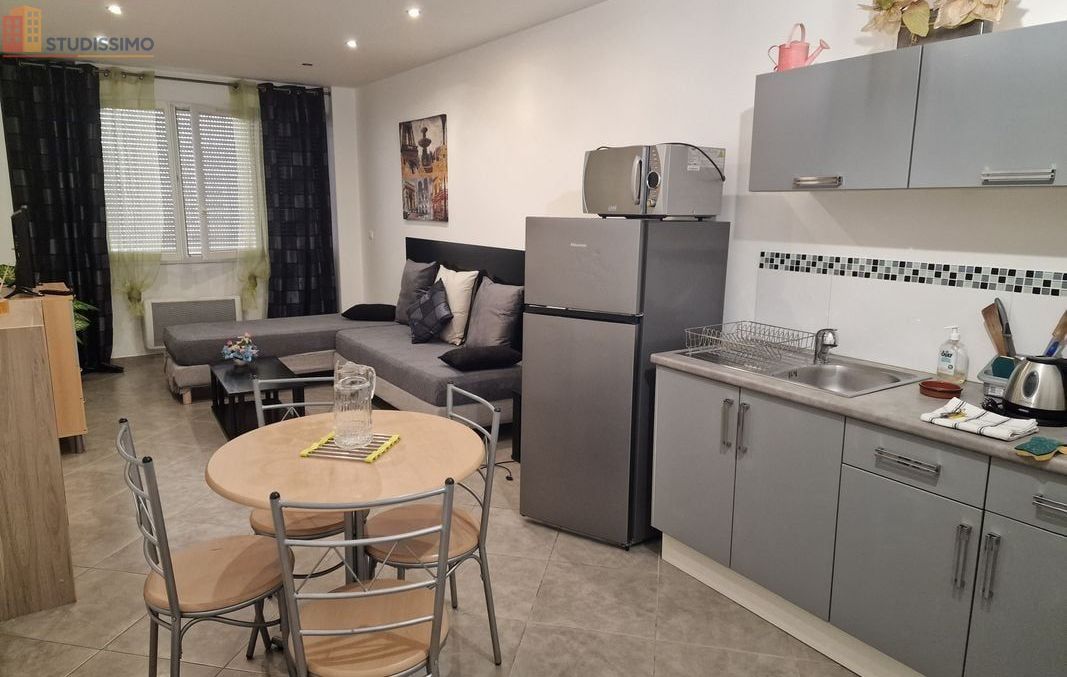 Studio 29m² Martigues 13500 - Rénové, idéal étudiant - Photo 1