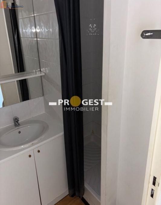 Studio meublé 17m² Le Tholonet - Meublé, 1er étage - Photo 1