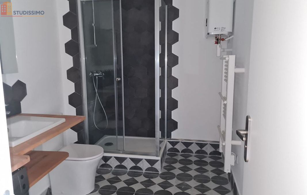 Studio 78m² Marseille 1er - lumineux, proche transports - Photo 4