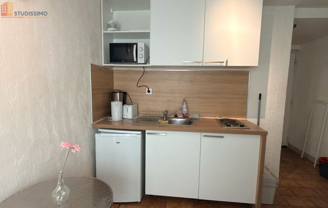 Studio meublé 15m² Marseille 1er - Proche Opéra, calme - Photo 2