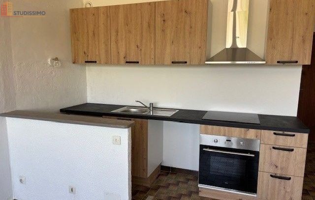 Studio 30m² Saint-Martin-de-Crau - Étage élevé, lumineux - Photo 1
