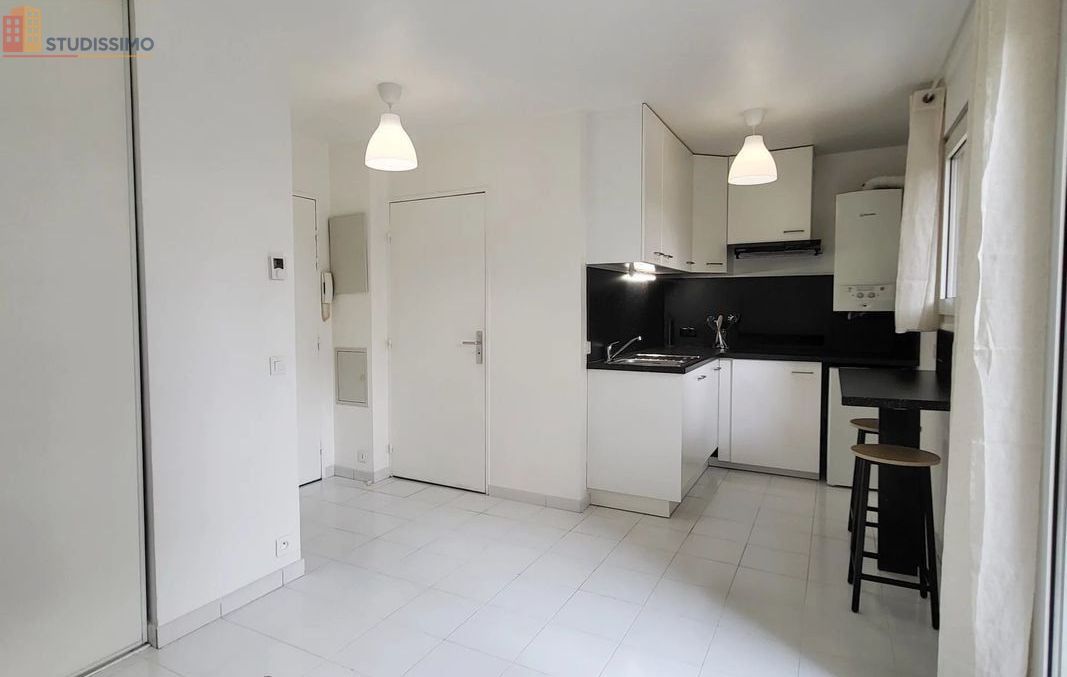 Studio meublé 21m² Marseille 6e - Meublé, 2e étage - Photo 4