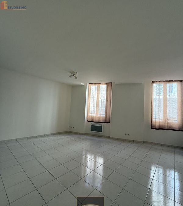 Studio 31m² Aubagne - Lumineux, 2ème étage - Photo 1