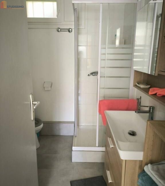 Studio meublé 32m² Cassis - Lumineux, 1er étage - Photo 3