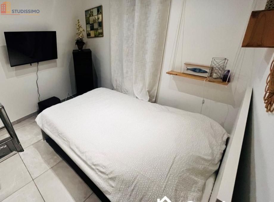 Studio meublé 20m² Marseille 2e - Lumineux, proche commerces - Photo 2