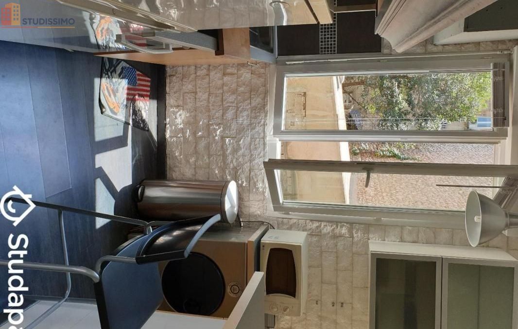 Studio meublé 24m² Marseille 6e - Meublé, 1er étage - Photo 3