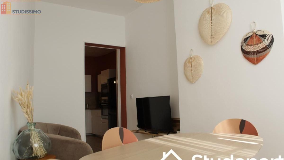 Studio meublé 16m² Marseille 1er - Lumineux, 4e étage - Photo 2