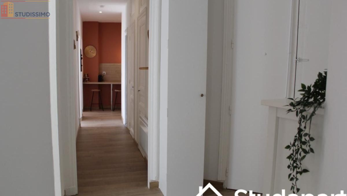 Studio meublé 16m² Marseille 1er - Lumineux, 4e étage - Photo 3