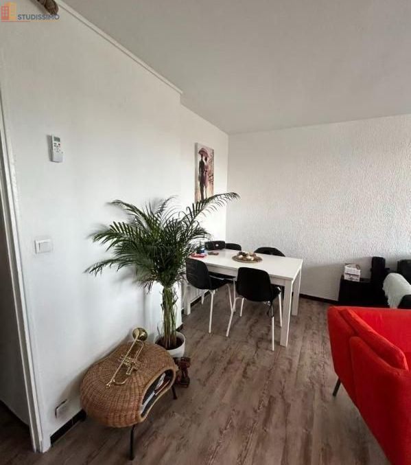 Studio meublé 10m² Marseille 9e - Lumineux, en étage élevé - Photo 4