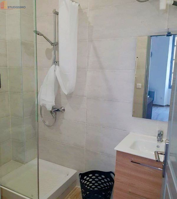 Studio meublé 17m² Arles centre - Pour étudiant, calme - Photo 1