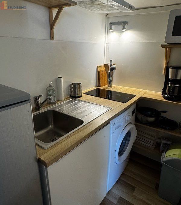Studio meublé 23m² Eyguières 13430 - Meublé, dernier étage - Photo 2