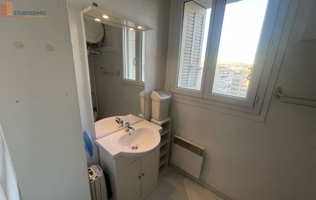 Studio meublé 17m² Marseille 8e - Lumineux, 6e étage - Photo 2