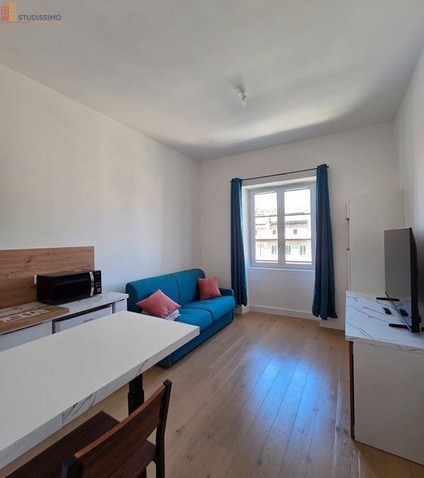Studio meublé 24m² Marseille 1er Vieux-Port - Calme, lumineux - Photo 2