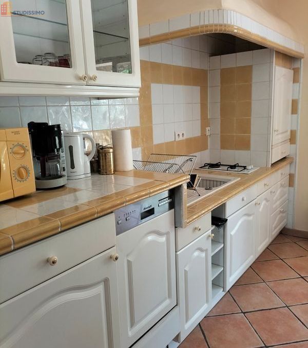 Studio 28m² Carnoux-en-Provence - Terrasse, parking - Photo 2