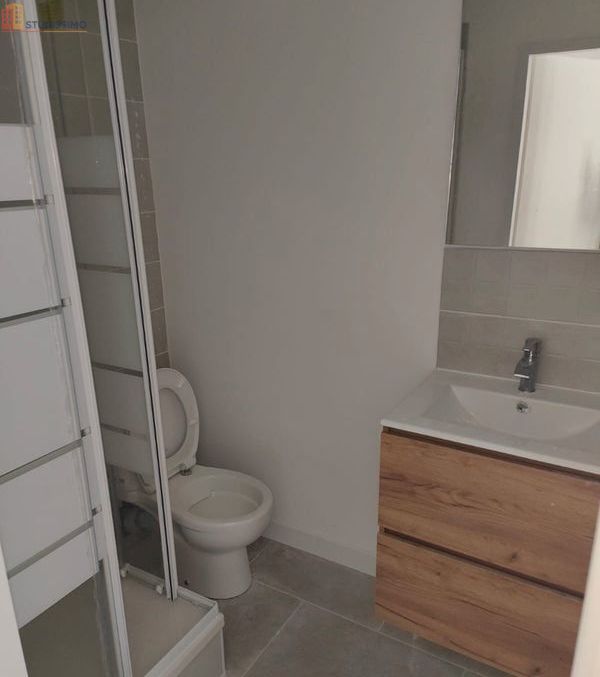 Studio 20m² Salon-de-Provence - Quartier Morgan, gare - Photo 2