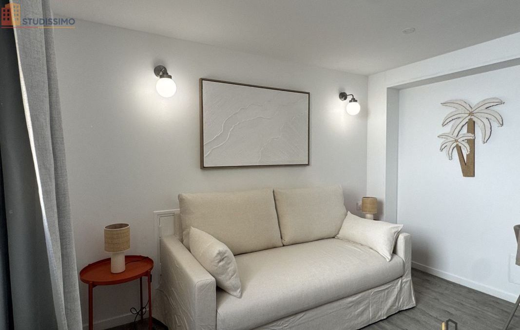 Studio meublé 23m² Aix-en-Provence - Lumineux, 3e étage - Photo 2