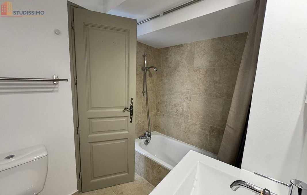 Studio meublé 23m² Aix-en-Provence - Lumineux, 3e étage - Photo 1