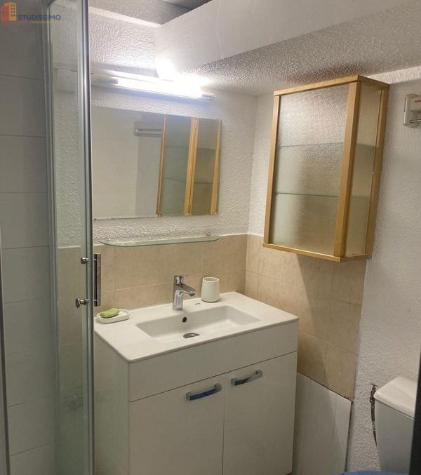 Studio meublé 23m² Aix-en-Provence centre - Meublé, 3e étage - Photo 2