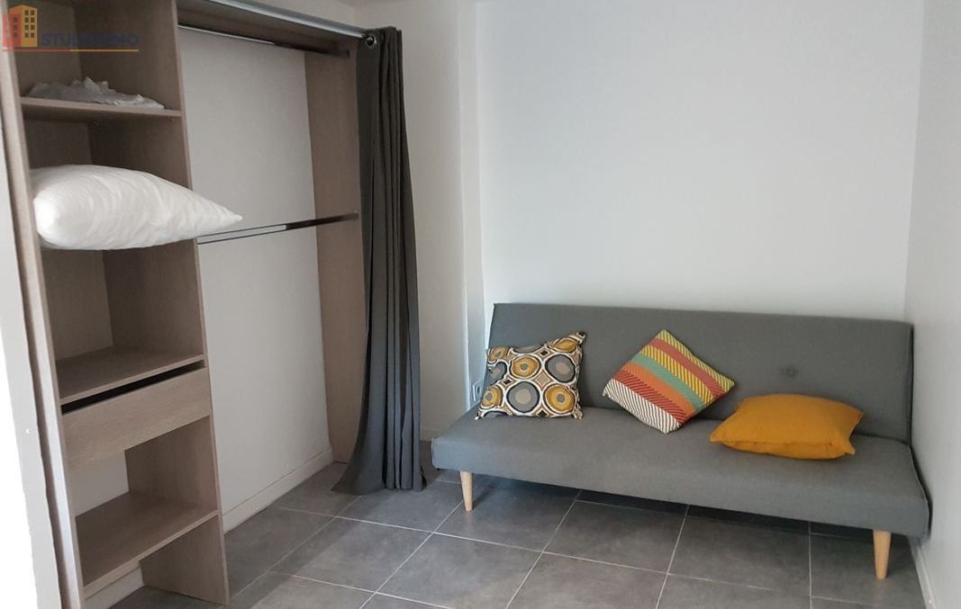 Studio 25m² Grans - Meublé, au cœur du village - Photo 1