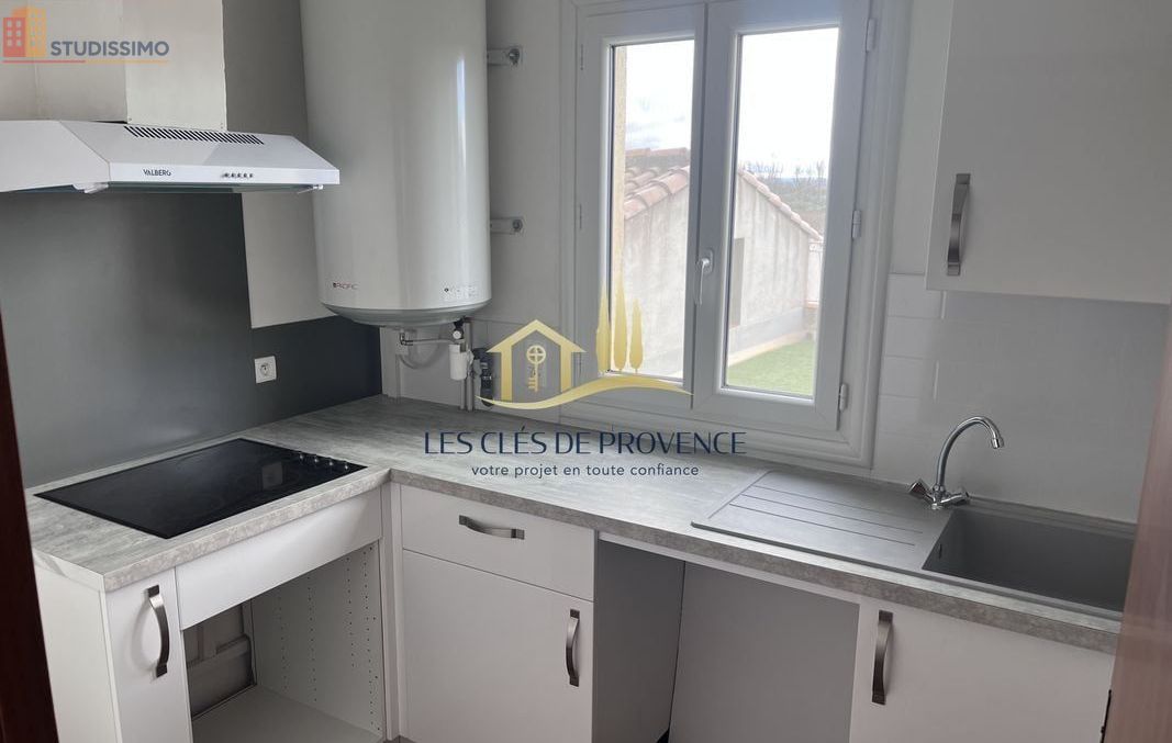 Studio 30m² Berre-l'Étang - DPE D, 1er étage - Photo 7