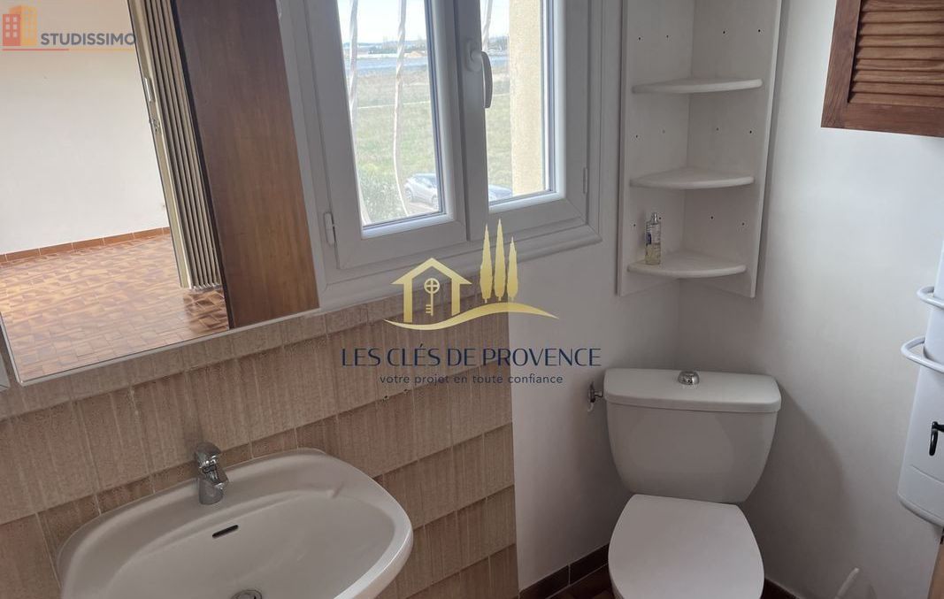 Studio 30m² Berre-l'Étang - DPE D, 1er étage - Photo 2