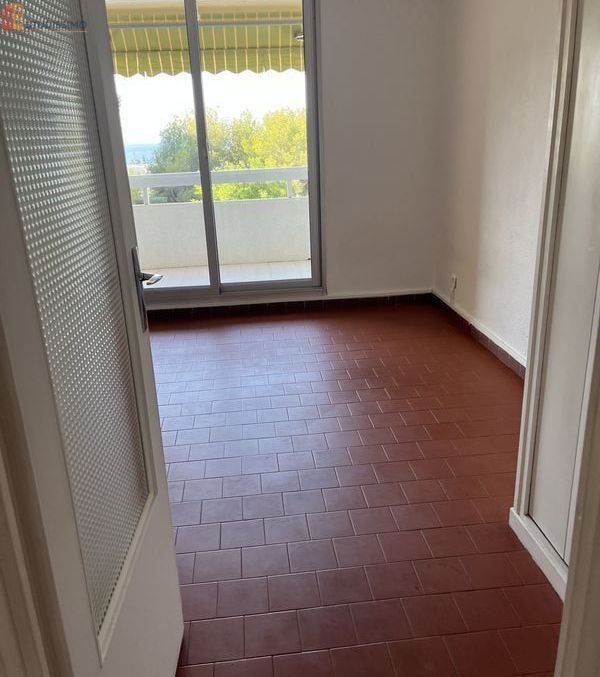 Studio 21m² La Ciotat - Lumineux, proche centre - Photo 3