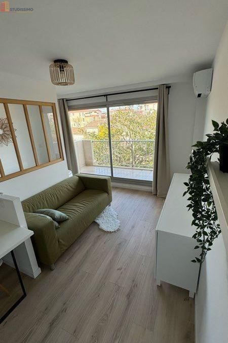 Studio meublé 30m² Marseille 8e - Terrasse, refait à neuf - Photo 2