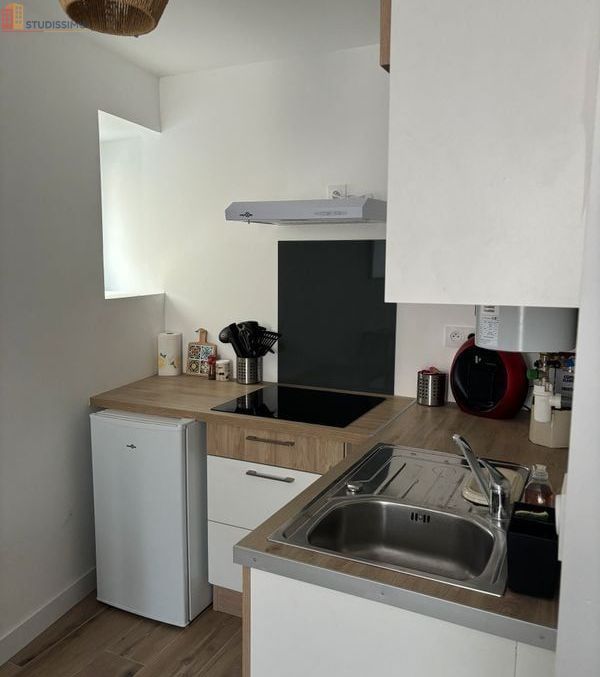 Studio meublé 20m² Narbonne centre - Meublé, proche centre historique - Photo 2