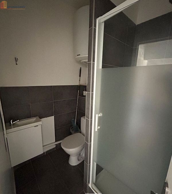 Studio meublé 24m² Marignane - Étage élevé, DPE D - Photo 1