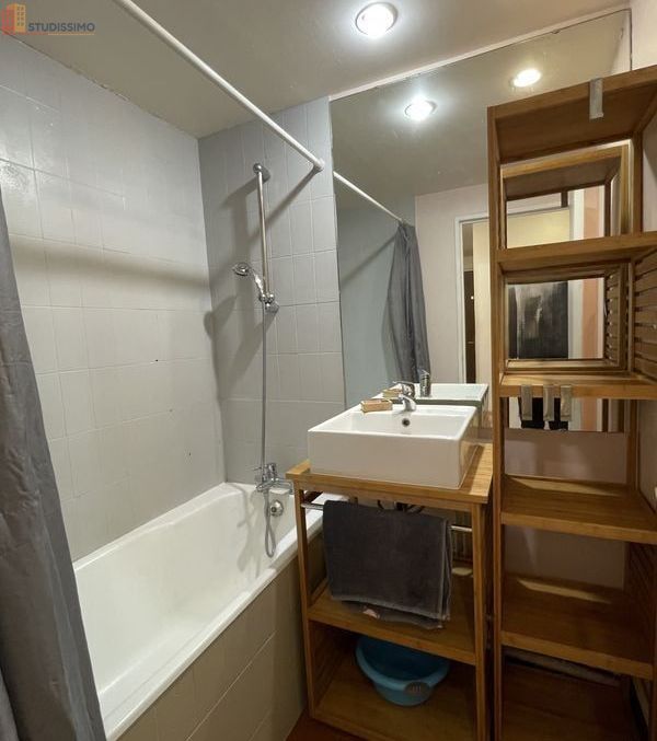 Studio meublé 28m² Marseille 7e - Vieux-Port, lumineux - Photo 2