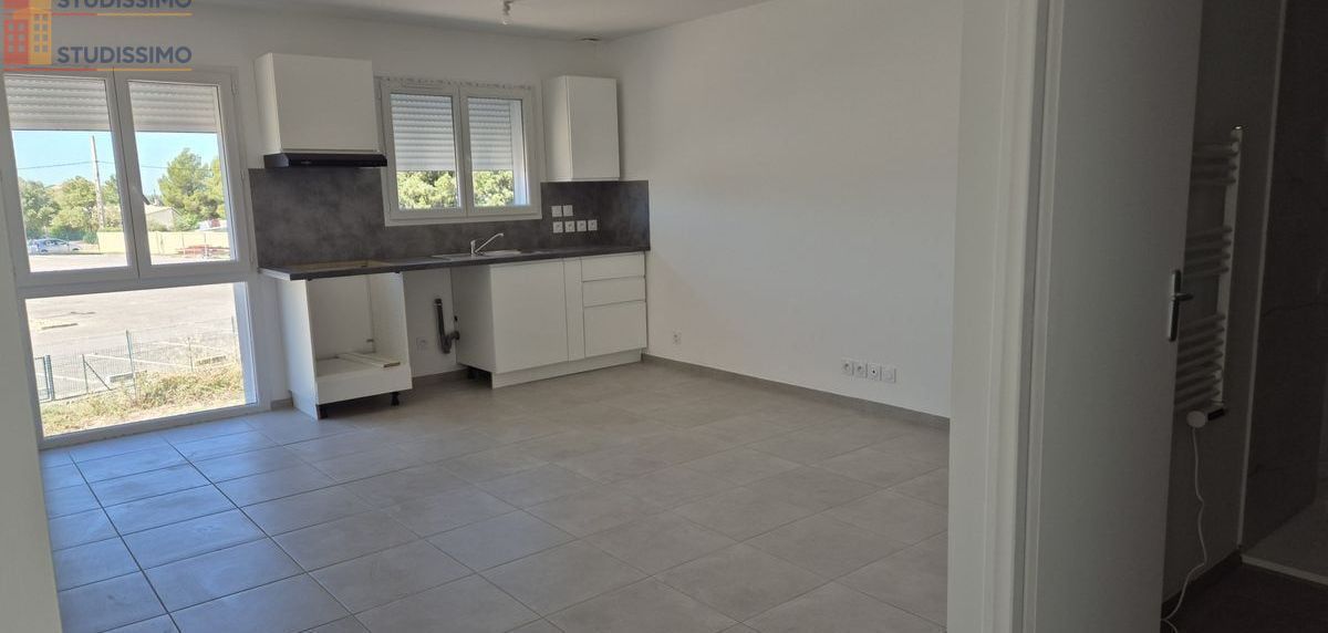 Studio à Marignane
