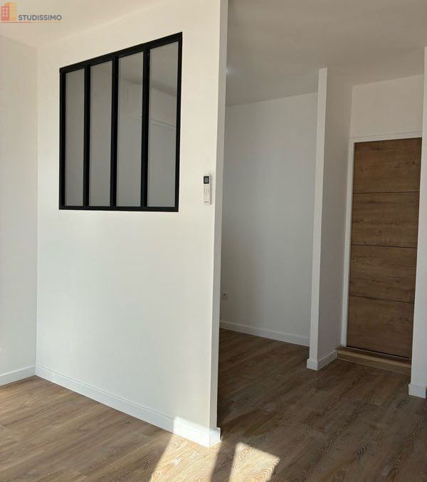 Studio 27m² Marseille 2e - Vue, dernier étage - Photo 9