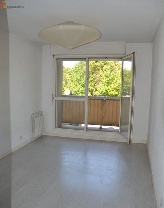 Studio meublé 18m² Aix-en-Provence 13090 - Parking individuel - Photo 1
