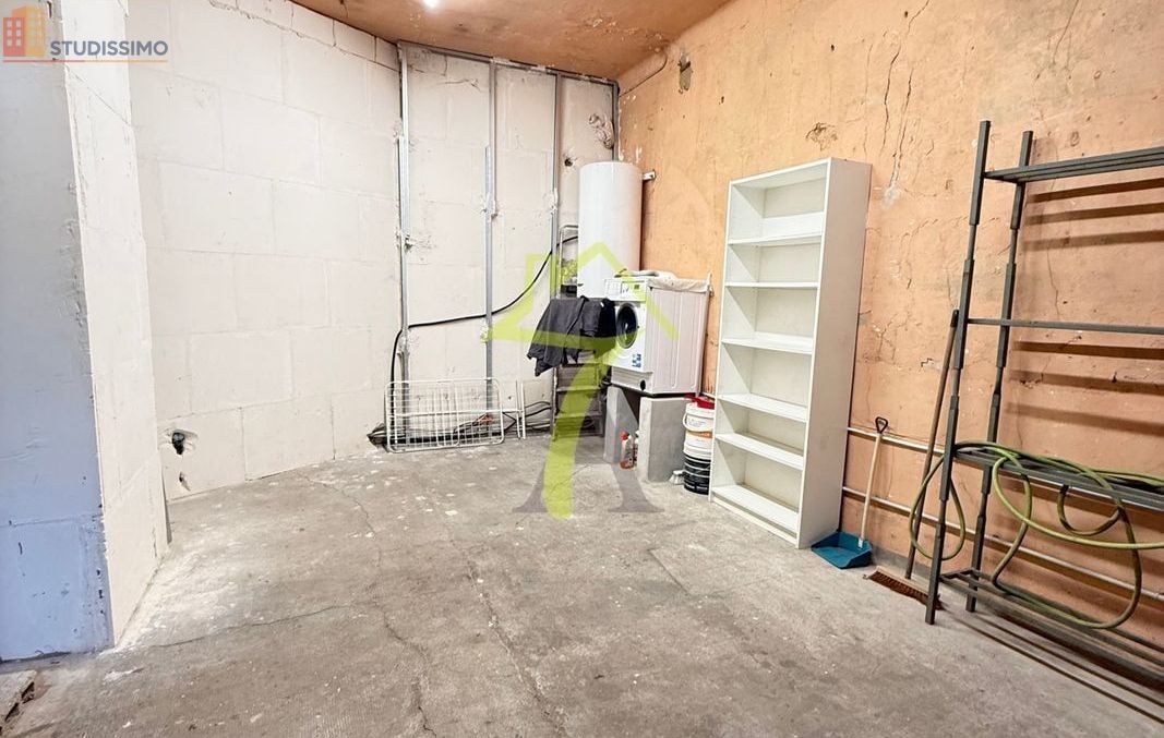 Studio meublé 22m² Marseille 1er - Garage, charmant - Photo 2