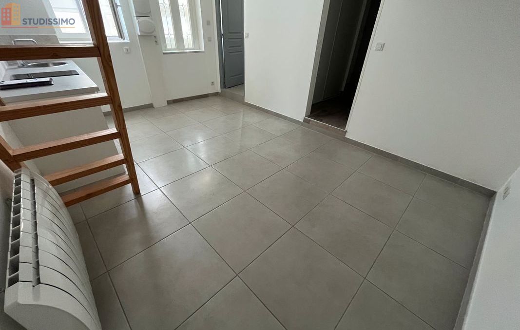 Studio 21m² Grans - Coeur du village - Photo 1