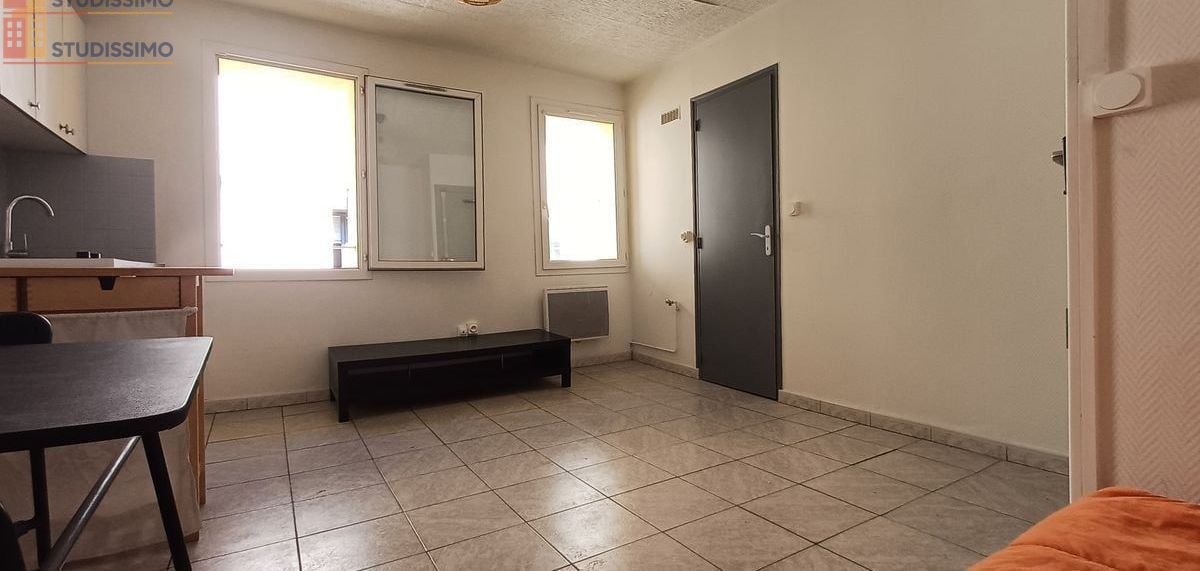 Studio meublé 20m² Narbonne 11100 - Meublé, 2e étage - Photo 5