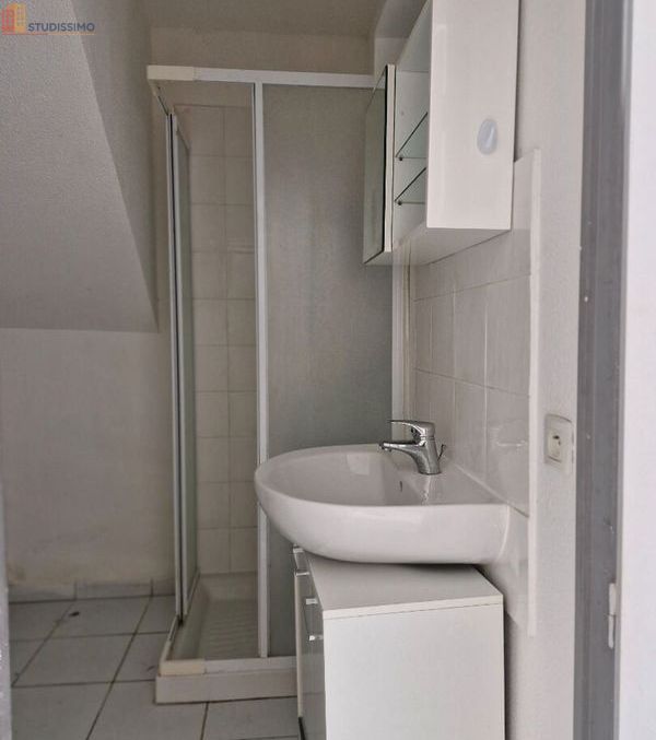 Studio meublé 16m² Port-la-Nouvelle - Meublé, DPE D - Photo 2