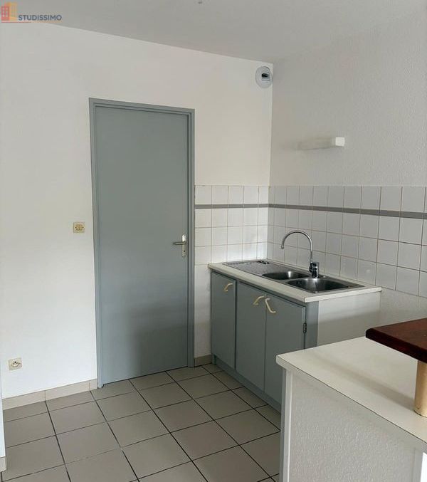 Studio 20m² Lézignan-Corbières centre-ville - Repeint - Photo 1