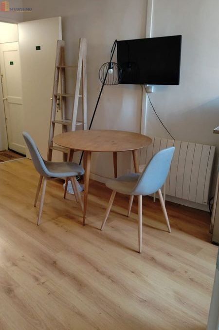 Studio meublé 20m² Aix-en-Provence centre - Rénové, lumineux - Photo 3