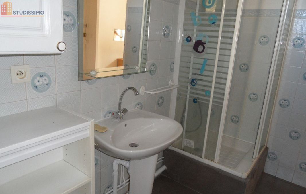 Studio meublé 30m² Narbonne 11100 - Meublé, 2e étage - Photo 1