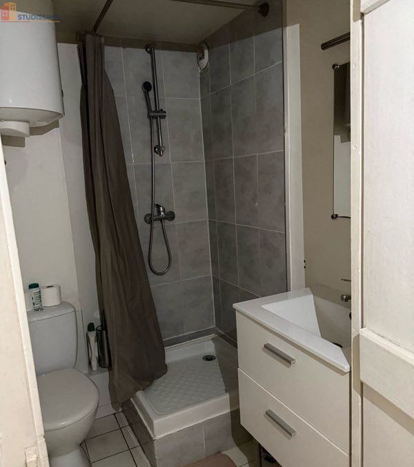 Studio meublé 30m² Narbonne centre - Meublé, 1er étage - Photo 1