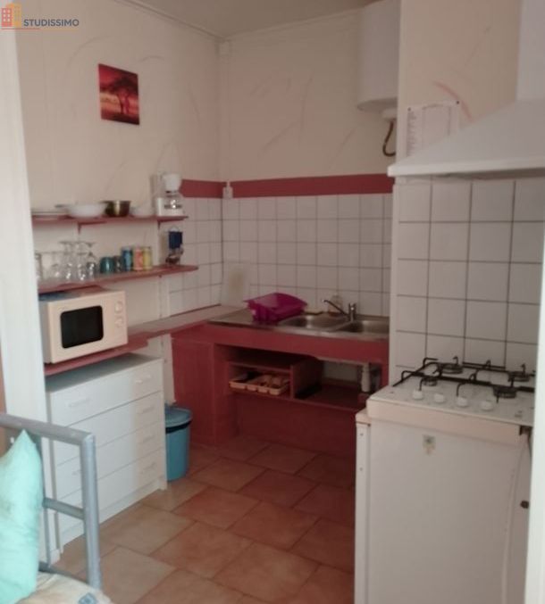 Studio meublé 27m² Cambieure 11240 - Meublé, DPE D - Photo 2