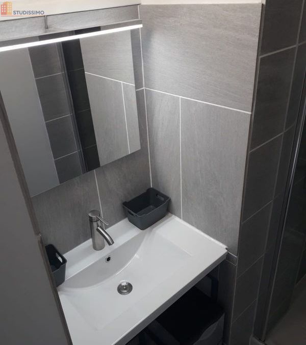 Studio meublé 18m² Aix-en-Provence 13090 - Calme, 5e étage - Photo 2
