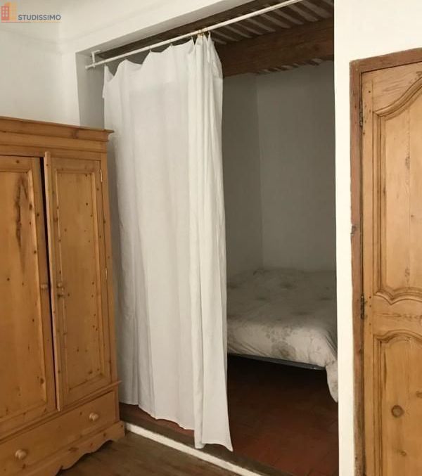 Studio meublé 20m² Aix-en-Provence centre - Calme, lumineux - Photo 2