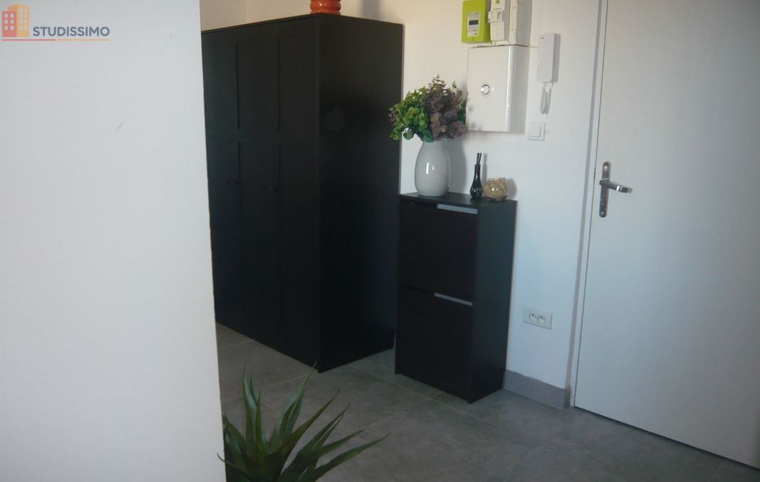 Studio meublé 22m² Miramas - Cuisine séparée, sans vis-à-vis - Photo 3